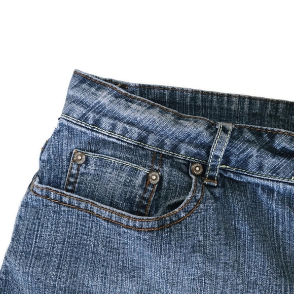 Cato Light Wash Mid Rise Blue Denim Jean Shorts - Picture 3 of 11